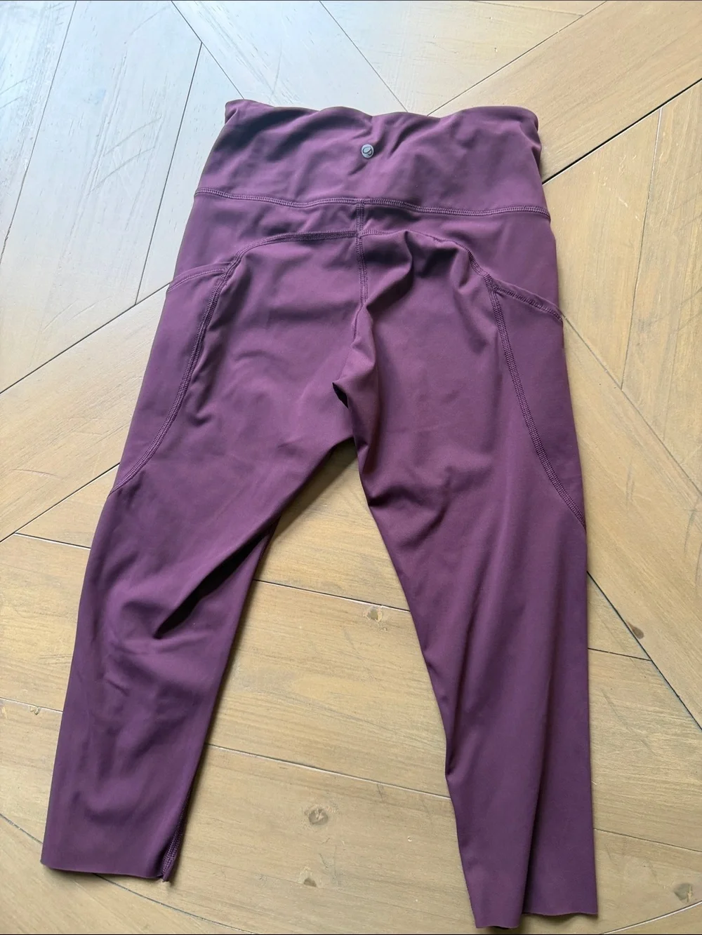 CRZ YOGA Plum High-Waist Capri Leggings with Side Pockets